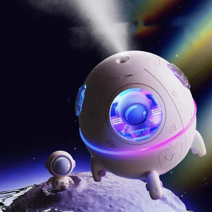 USB Astronaut Humidifier Ornaments Moisturizing Household Home Decor UAE